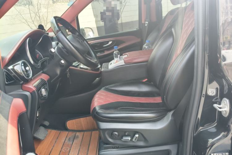 Used Mercedes-Benz V-Class 