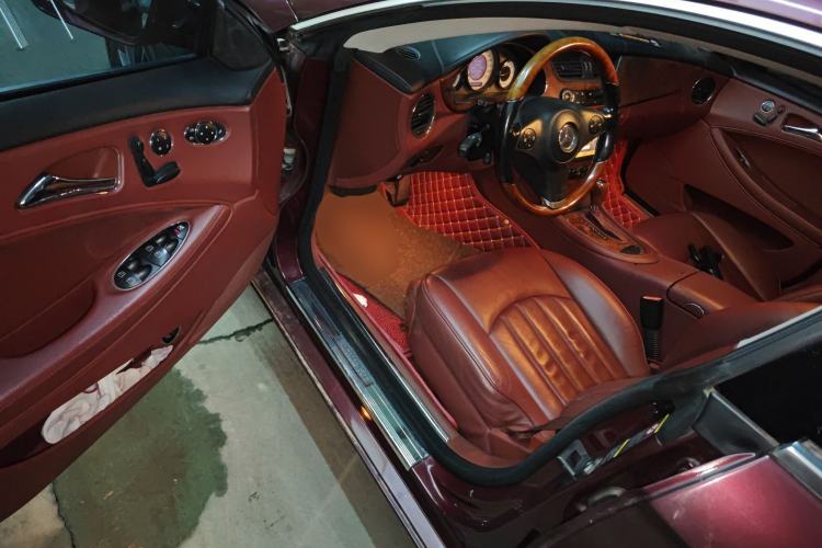 Used Mercedes-Benz CLS 2009 CLS 300
