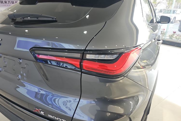 Used Oshan X5 2023 Enjoy Edition 1.5T DCT Luxury Model
