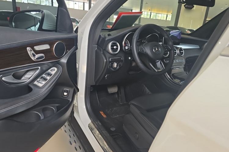 Used Mercedes-Benz GLC 2018 GLC 260 4MATIC Dynamic Edition