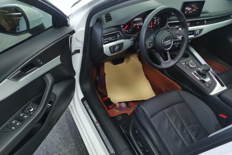 Used Audi A4L 2018 30th Anniversary Edition 40 TFSI Trendy Model
