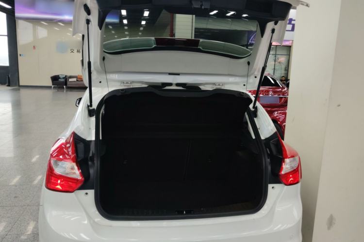 Used Ford Focus 2012 Hatchback 1.6L Automatic Fashion Edition