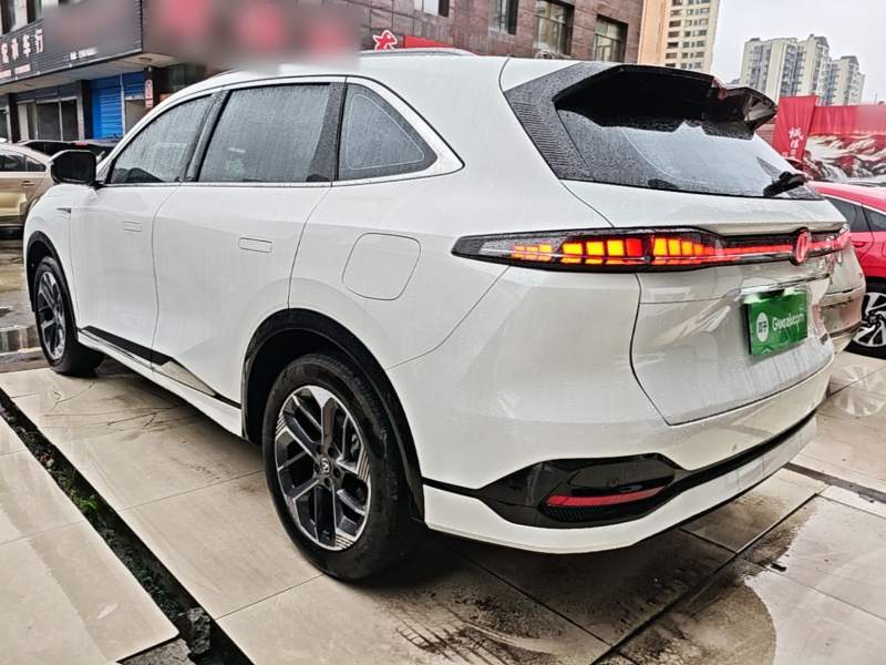 Used CHANGAN CS75 PLUS 2025 4th Generation 1.5T New Blue Whale Smart Luxury Edition — 4