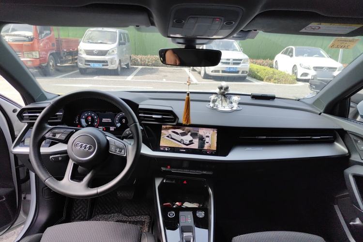 Used Audi A3 2021 A3L Limousine 35 TFSI Progressive Sport Edition Headliner