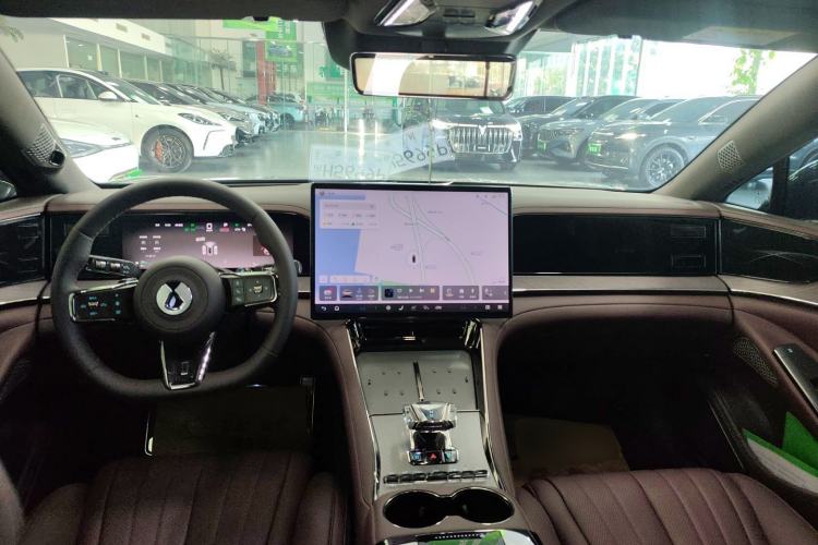 Used Denza Z9GT 2024 1100 Four-Wheel Drive Max Edition Center Console