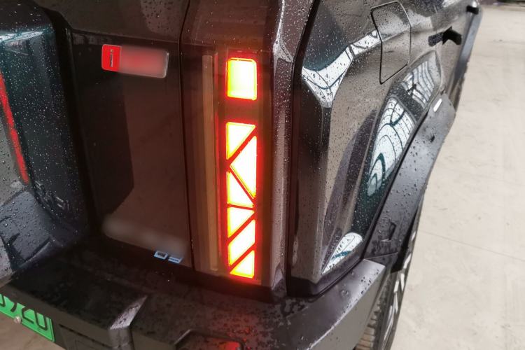 Used iCAR 03 2024 501km Four-wheel Drive Long-Range Advanced Version