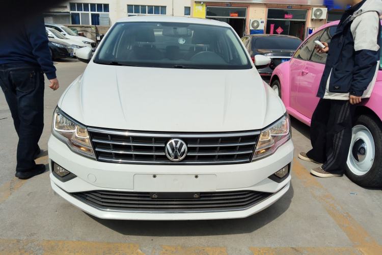 Used Volkswagen Jetta 2017 1.5L Automatic Comfort Model
