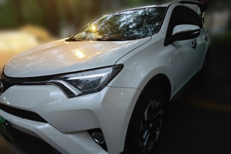 Used Toyota RAV4 2016 2.5L Automatic 4x4 Elite Edition