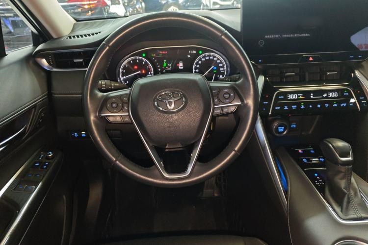 Used Toyota Harrier 2022 2.0L CVT Two-Wheel Drive Deluxe Edition