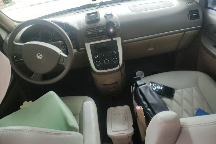 Used Buick GL8 2014 2.4L Classic Edition