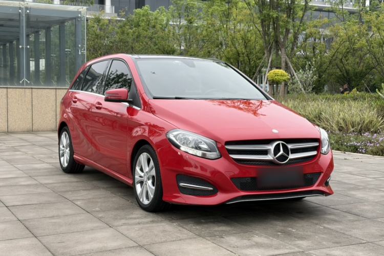 Used Mercedes-Benz B-Class 2017 B 200 Sport Edition Exterior 5