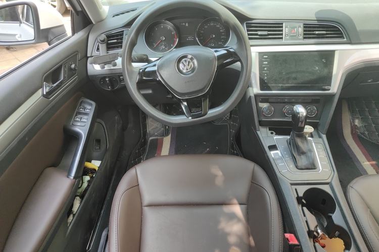 Used Volkswagen Lamando 2018 230TSI DSG Fashion Edition
