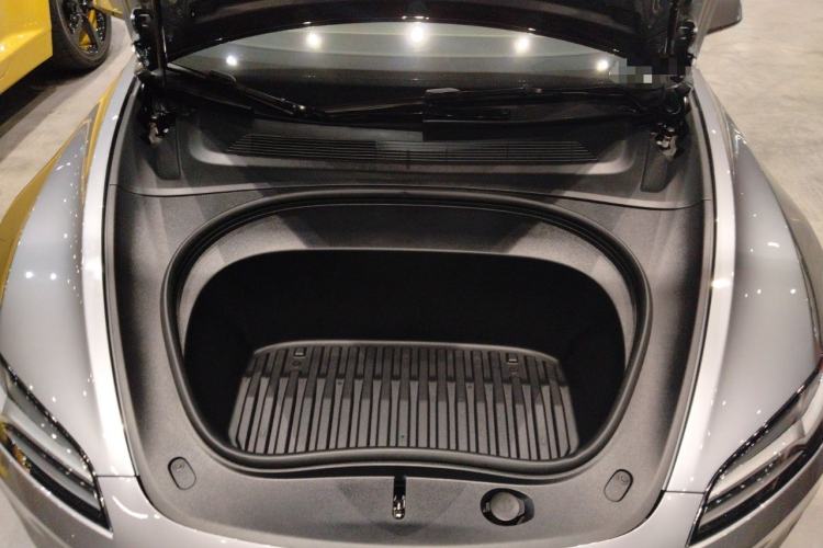Used Tesla Model 3 2024 High-Performance All-Wheel-Drive Version

