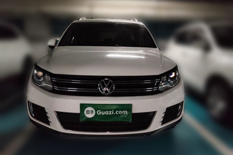 Used Volkswagen Tiguan 2015 2.0 TSI Automatic All-Wheel Drive Luxury Edition Front