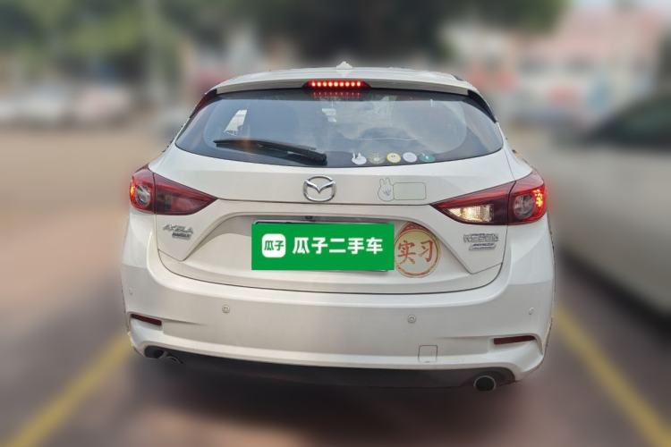 Used Mazda Mazda 3 Axela 2017 Hatchback 2.0L Automatic Luxury Model Emission Standard China V

