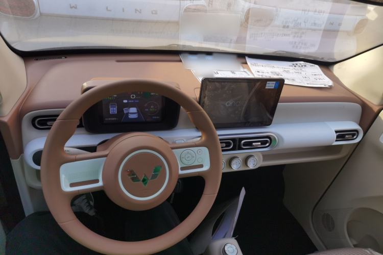 Used Wuling Hongguang MINIEV 2024 3rd Generation 215km Youth Edition
