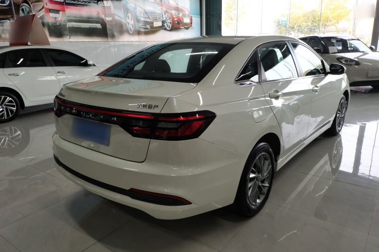 Used Venucia D60 2023 PLUS 1.6L XE CVT Trendy Edition
