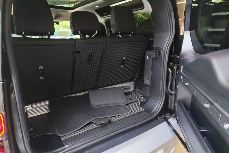 Used Land Rover Defender 2023 90 3.0T P400 XS
