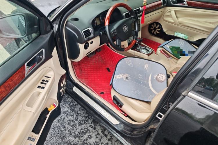 Used Volkswagen Passat 2009 1.8T Automatic Luxury Edition Driver Seat