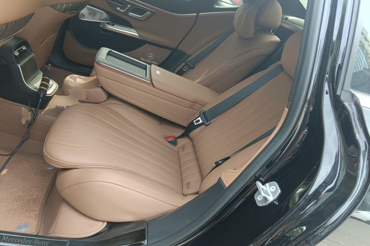 Used Mercedes-Benz E-Class 2024 E 300 L Luxury Model
