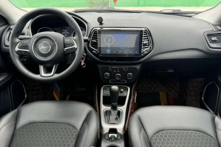 Used Jeep Compass 2017 200T Automatic Enjoyment Version