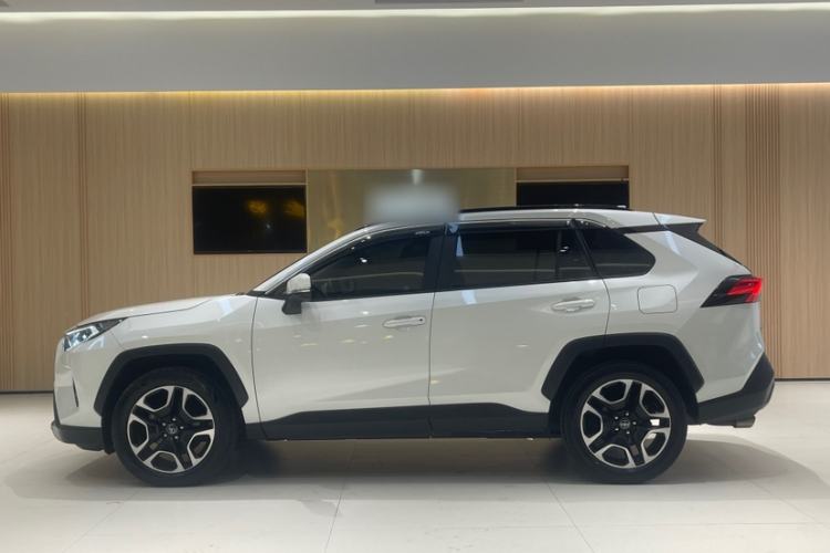 Used Toyota RAV4 2020 2.0L CVT Two-Wheel Drive Prestige Edition