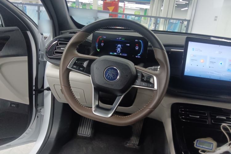 Used BYD Qin PLUS 2023 Champion Edition DM-i 55KM Leading Model Steering Wheel