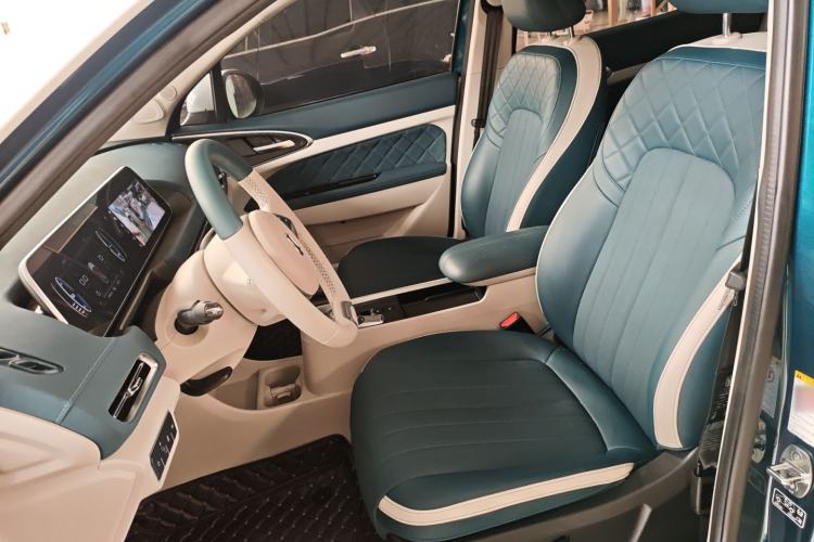 Used ORA Good Cat 2021 400km Standard Range Athena Edition Lithium-Ion Battery Left Front Seat