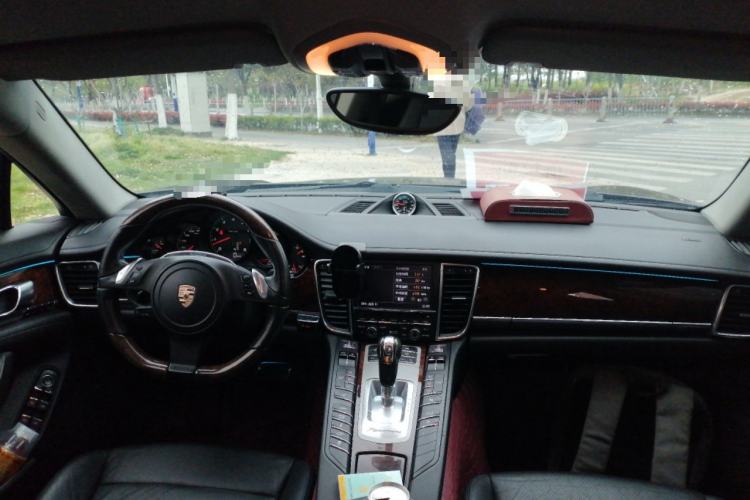 Used Porsche Panamera 2010 Panamera 3.6L Center Console