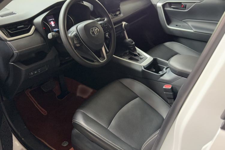 Used Toyota RAV4 2023 2.0L CVT Two-Wheel Drive Urban Edition
