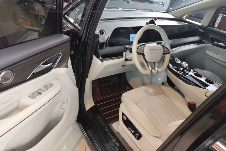 Used FORTHING Xinghai V9 2024 1.5TD 200km Qingyunti Series Premium Version