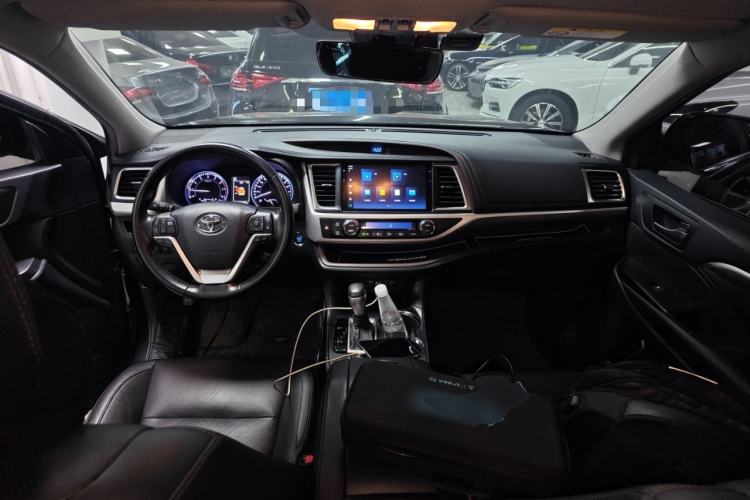 Used Toyota Highlander 2021 2.0T Four-Wheel Drive Prestige Version 7 Seats
