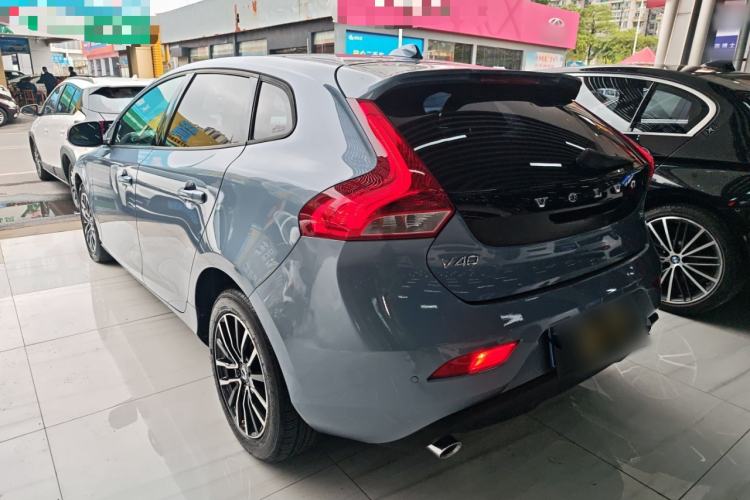 Used Volvo V40 2017 T3 Zhiyi Edition
