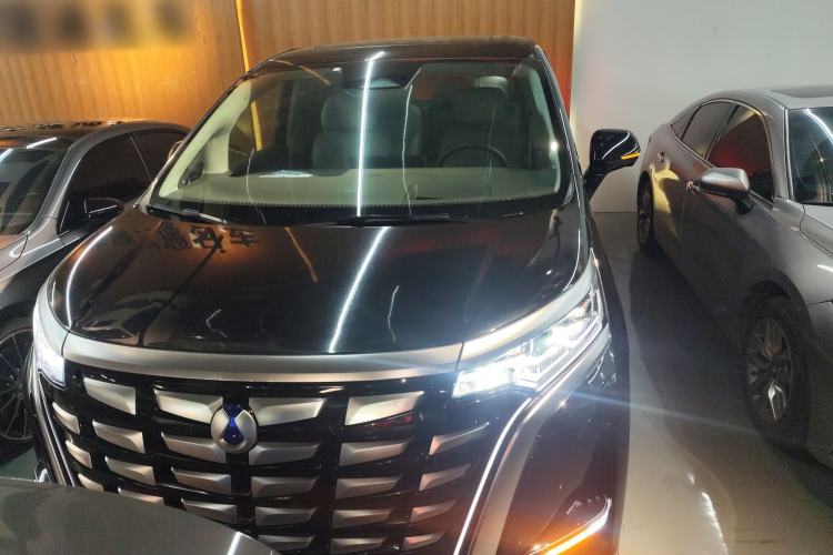 Used Denza D9 2022 DM-i 970 Four-Wheel Drive Flagship Model Front