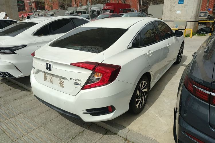 Used Honda Civic 2016 220TURBO CVT Luxury Edition Rear Right 45 Deg