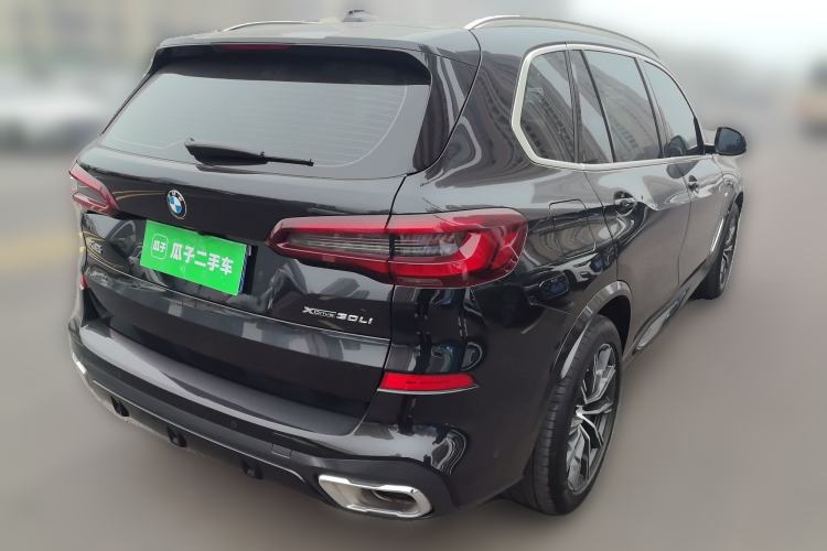 Used BMW X5 2022 xDrive 30Li Luxury M Sport Package