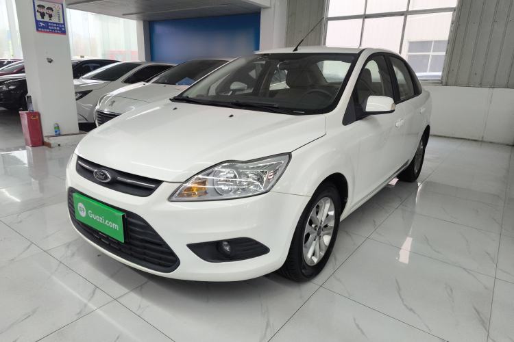 Used Ford Focus 2013 Sedan Classic 1.8L Manual Base Model