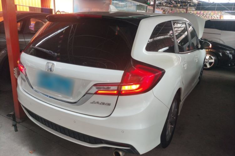 Used Honda Jade 2017 1.8L automatic Comfort version 5 seats Rear Right 45 Deg