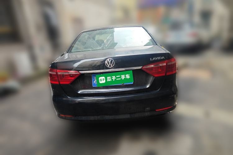 Used Volkswagen Lavida 2015 1.6L Automatic Fashion Edition Rear