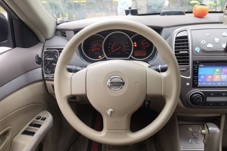 Used Nissan Sylphy 2012 Classic 1.6XE Automatic Comfort Edition Steering Wheel