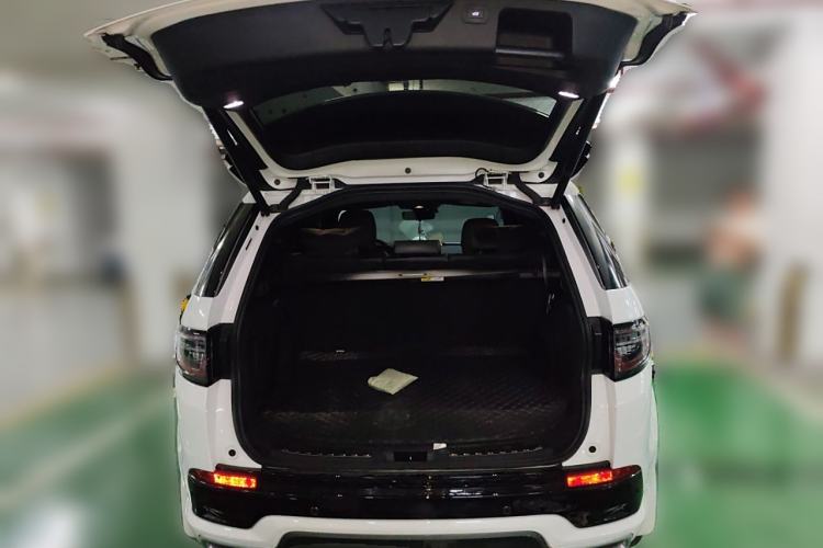 Used Land Rover Discovery Sport 2023 249 PS R-Dynamic HSE Luxury Custom Edition
