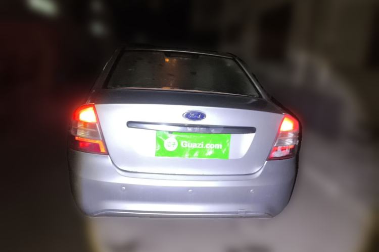 Used Ford Focus 2011 Sedan 1.8L Automatic Fashion Edition