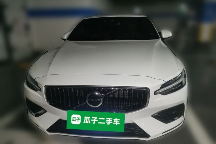 Used Volvo S60 2024 B4 Zhiyuan Luxury Edition