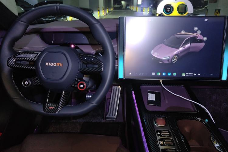 Used Xiaomi Auto SU7 2024 Rear-Drive Ultra-Long Range Advanced Pro-Level Intelligent Driving Version Center Console