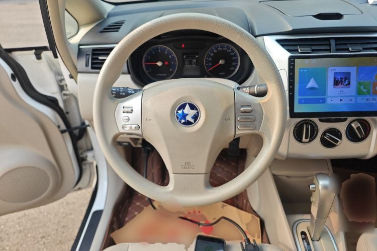 Used Venucia D50 2015 1.6L Automatic Luxury Edition
