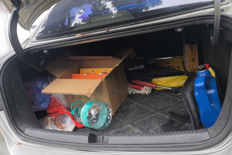 Used Volkswagen Sagitar 2014 1.6L Automatic Comfort Model Trunk