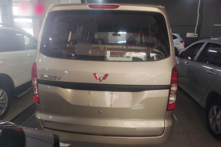 Used Wuling Hongguang V 2022 1.5L Jingqu Edition Electric-Assist LAR