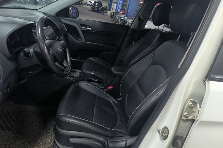 Used Hyundai ix25 2015 1.6L Automatic Two-Wheel Drive Smart GLS Trim
