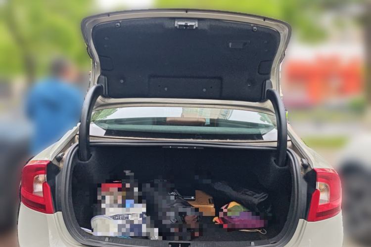 Used Volvo S60 2013 T5 Comfort Edition Trunk