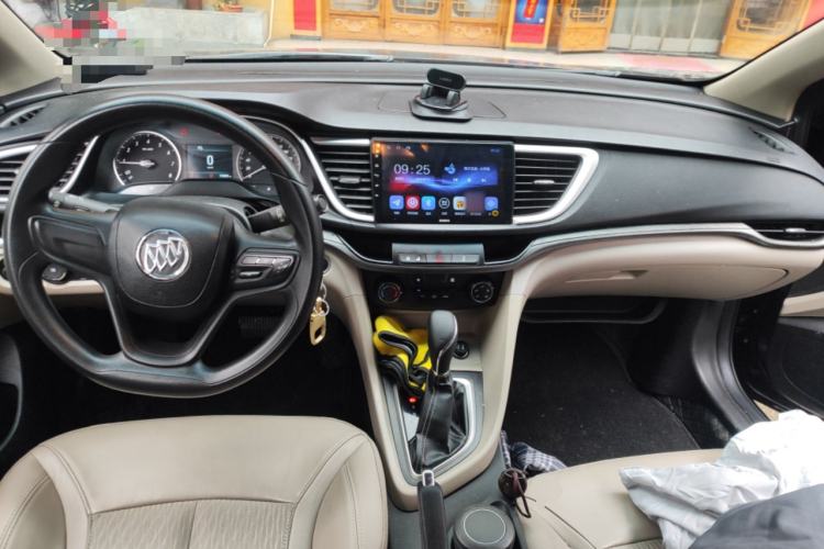 Used Buick GT 2017 15N Automatic Elite Version Center Console